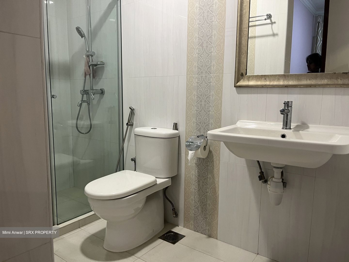 Sunrise Gardens (D28), Condominium #574925031